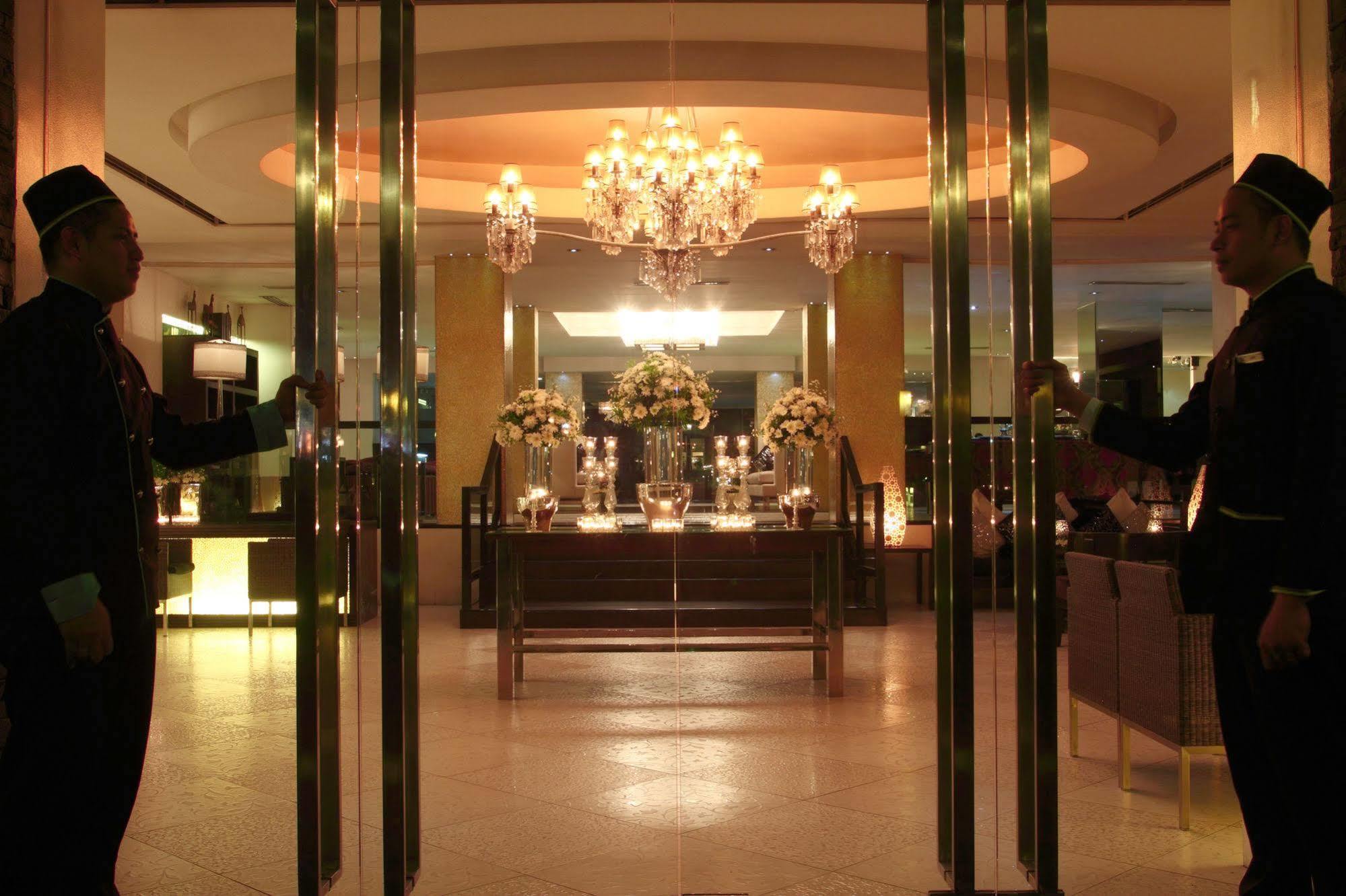 The Sulo Riviera Hotel Quezon City Zewnętrze zdjęcie